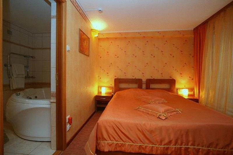 Hotel Talsi Cameră foto